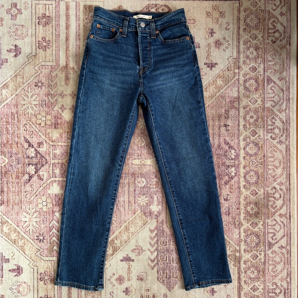 Levi’s high rise wedgie straight